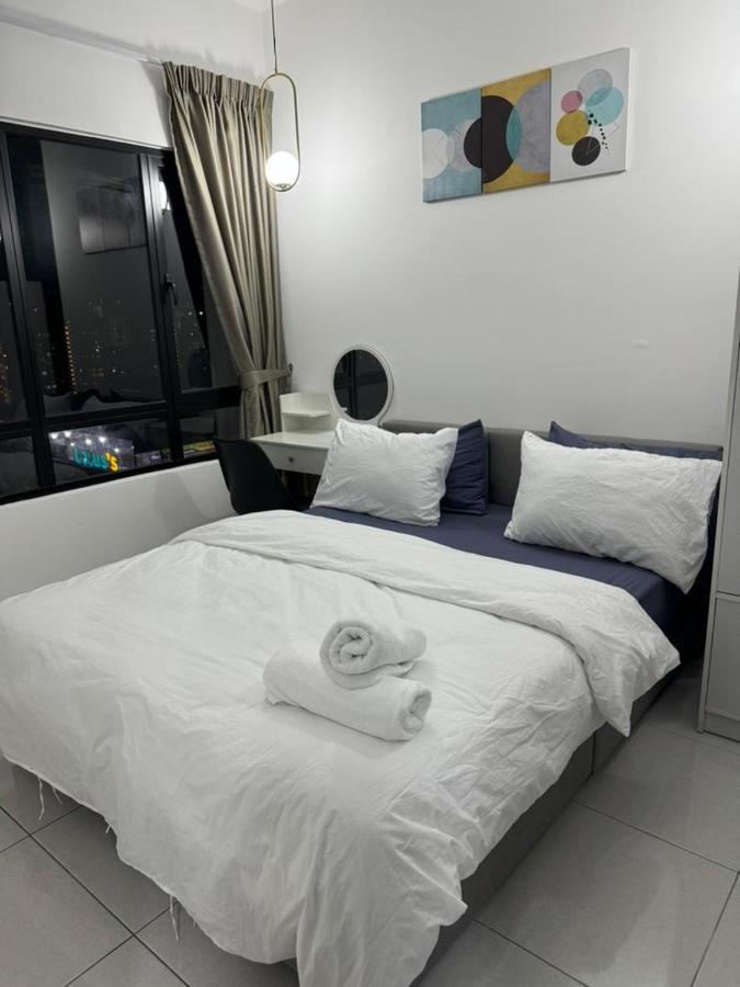 Apartment Comfy Wifi Place @manjalara 5min To Desa Park Kuala Lumpur